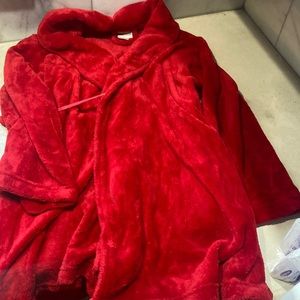 Charlotte plush robe Size Large